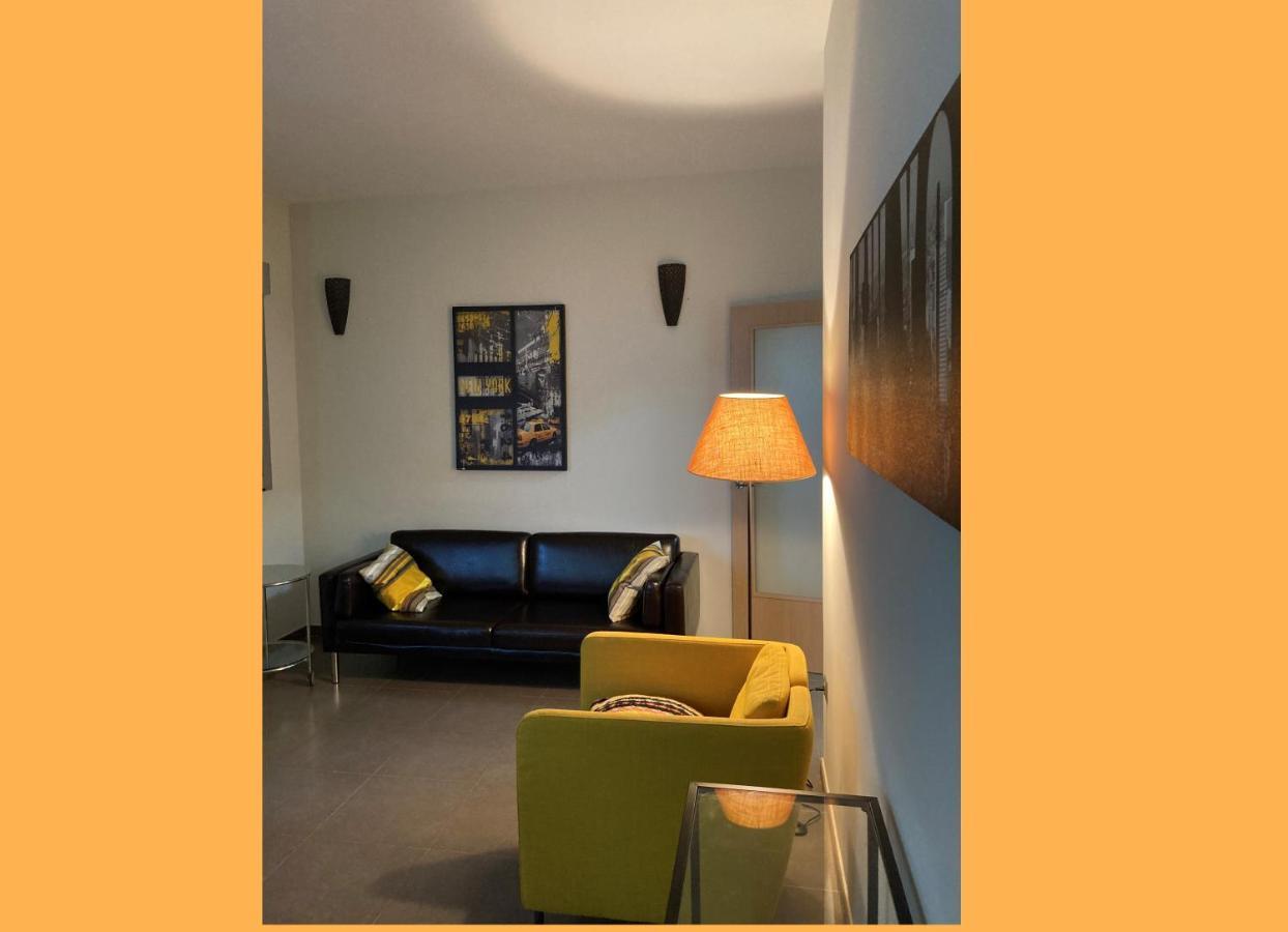 Stunning 2-Bed Apartment In Pego Exterior foto